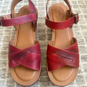 Kork Ease Platform sandals size 8 Red